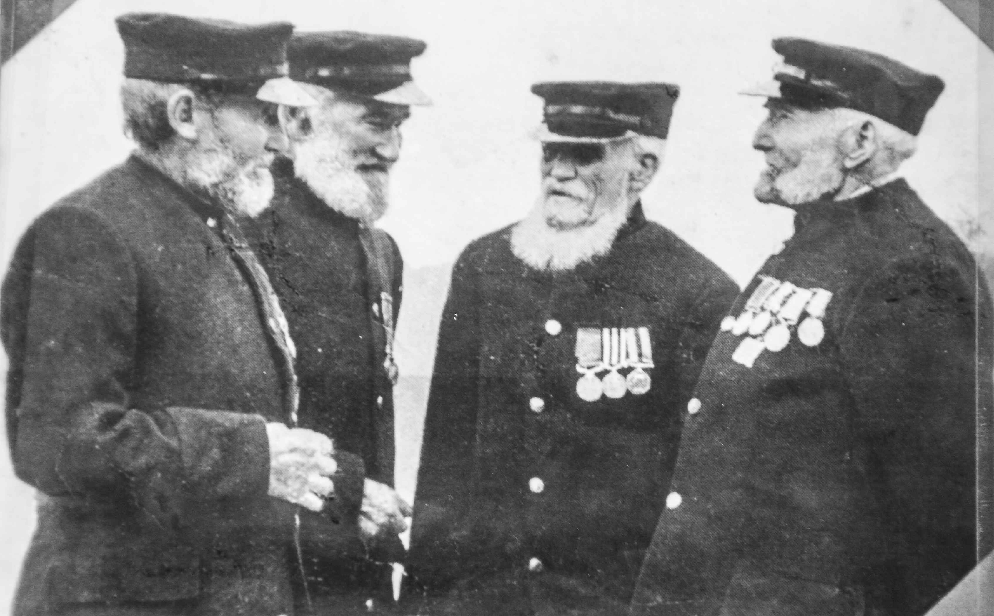 Robert William Lacy with other Veterans - 5th Great Grandfather Lacy is on the right.